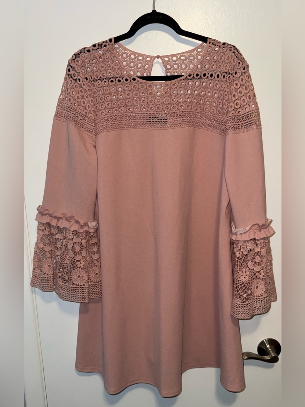 SHEINCurve Dusty Rose Crochet Yoke Long Sleeve Dress